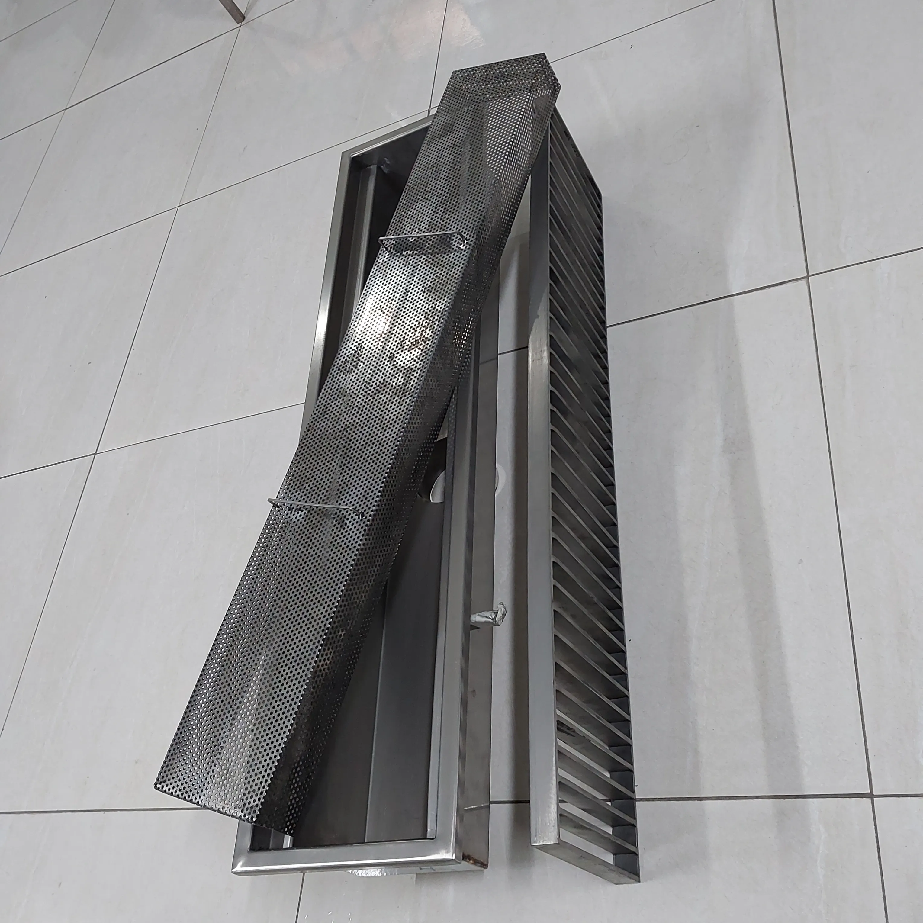 Grelha em aço inox modelo 5